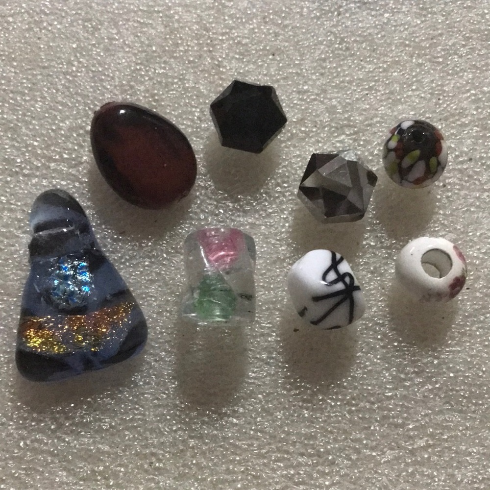 Mixed Glass Bead Set – Multicolor Decorative Jewelry Beads